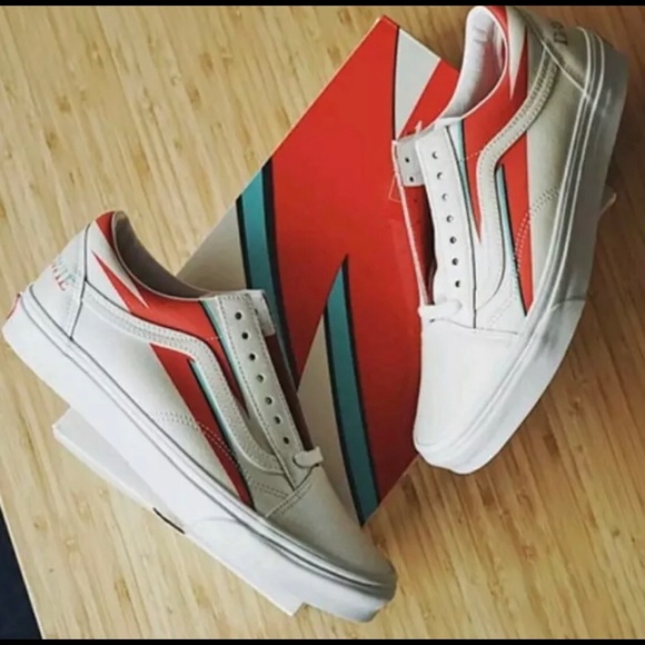 vans x david bowie aladdin sane